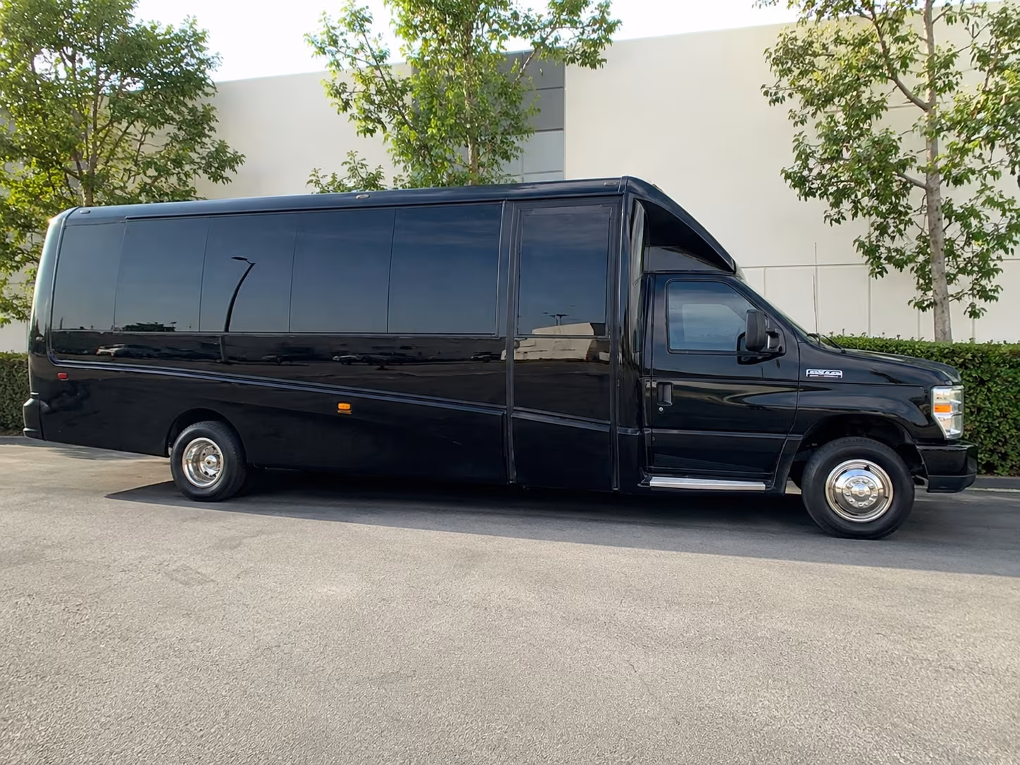 employee shuttle buses for long island s corporate campuses and office parks