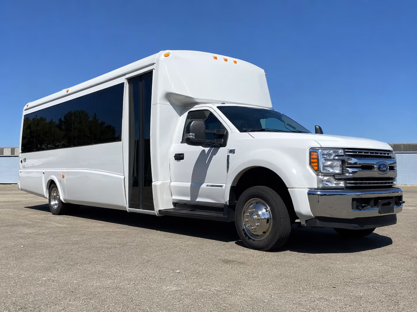 find the perfect transportation for your next prom 5