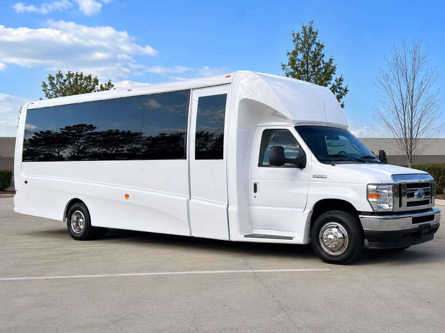 long island bus rentals for trade shows conventions and multi day corporate travel