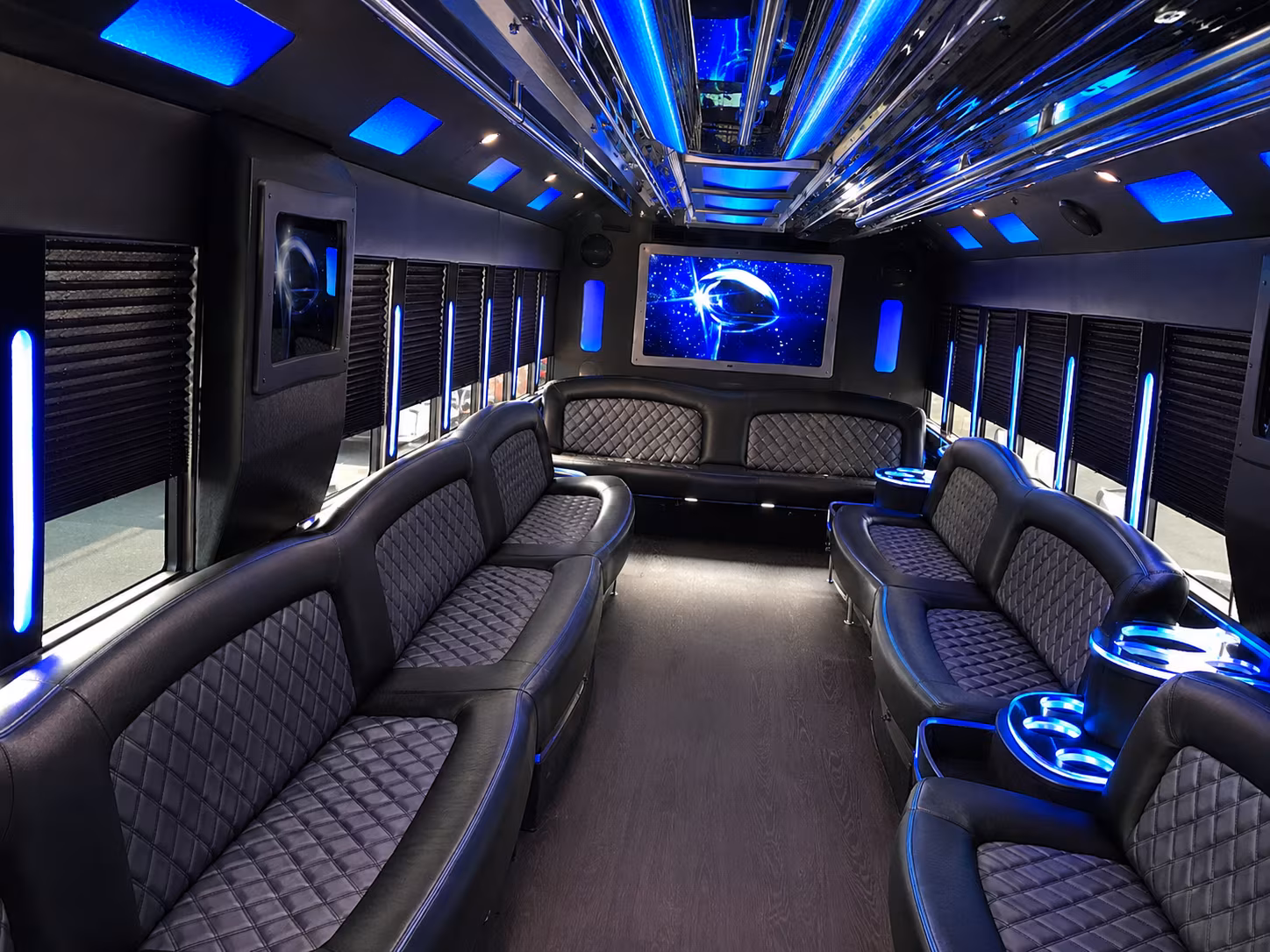 party buses for north fork wine trail tours in riverhead and cutchogue