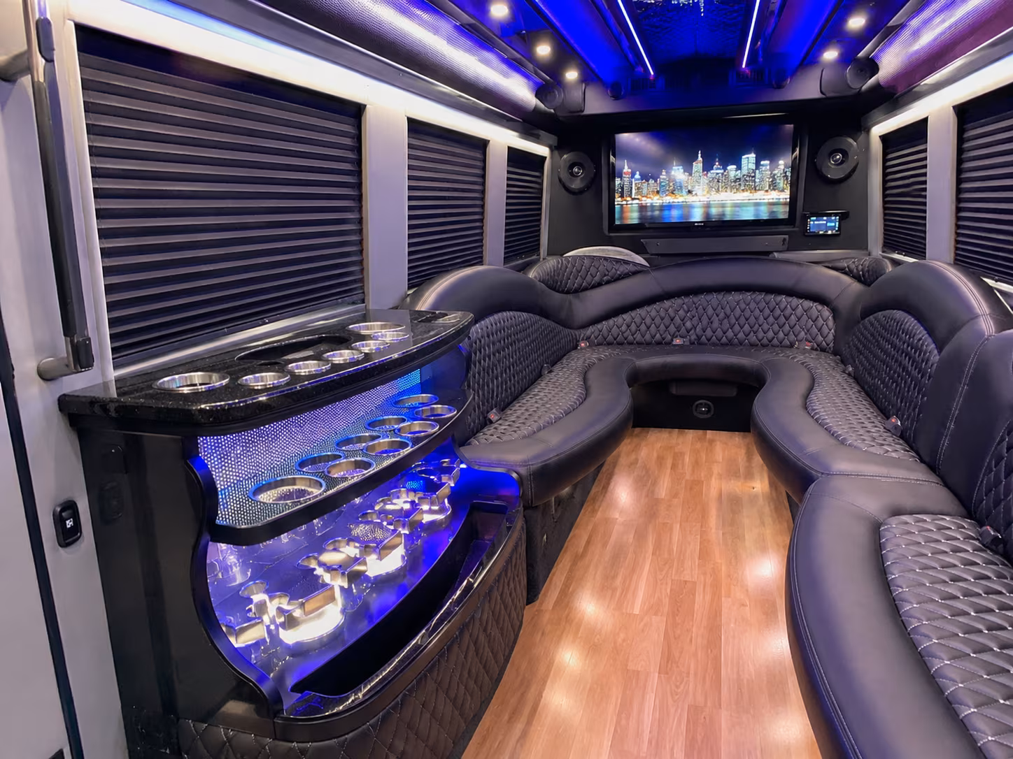 rent a party bus in suffolk county for the perfect prom night