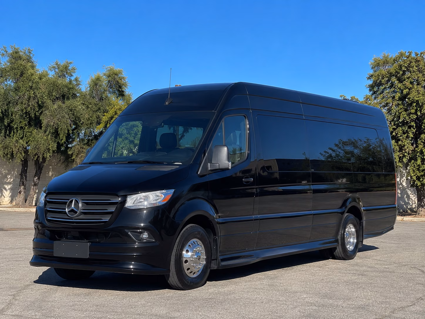 transportation serving long island and nearby cities