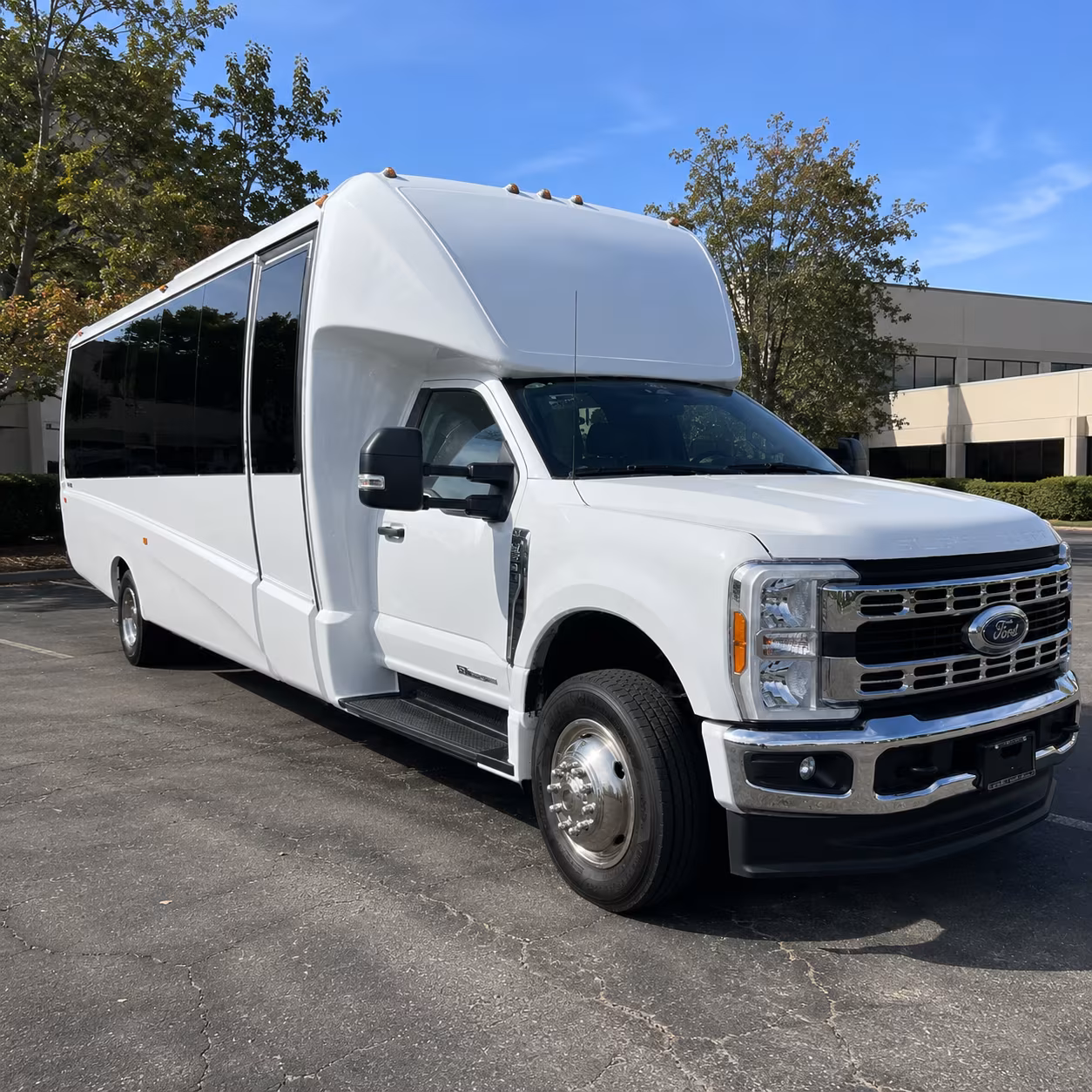 wedding and quinceanera buses for long island celebrations